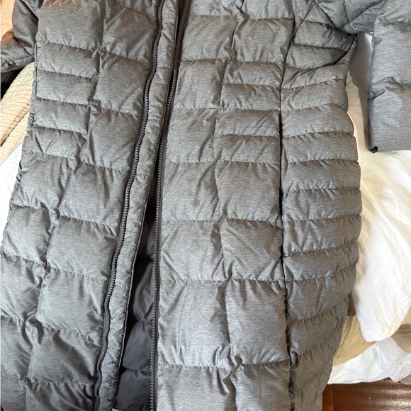 North Face Women’s Insulated/Puffer/Down Long Knee Length Coat - Picture 11 of 11